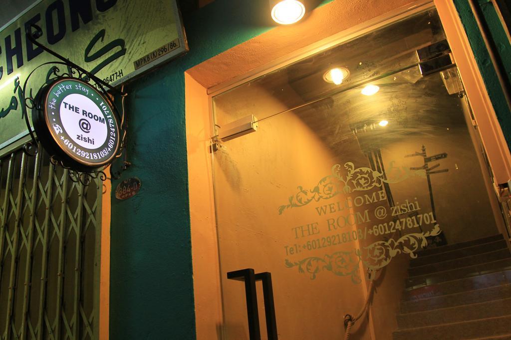The Room @ Zishi Kota Bharu Exterior photo