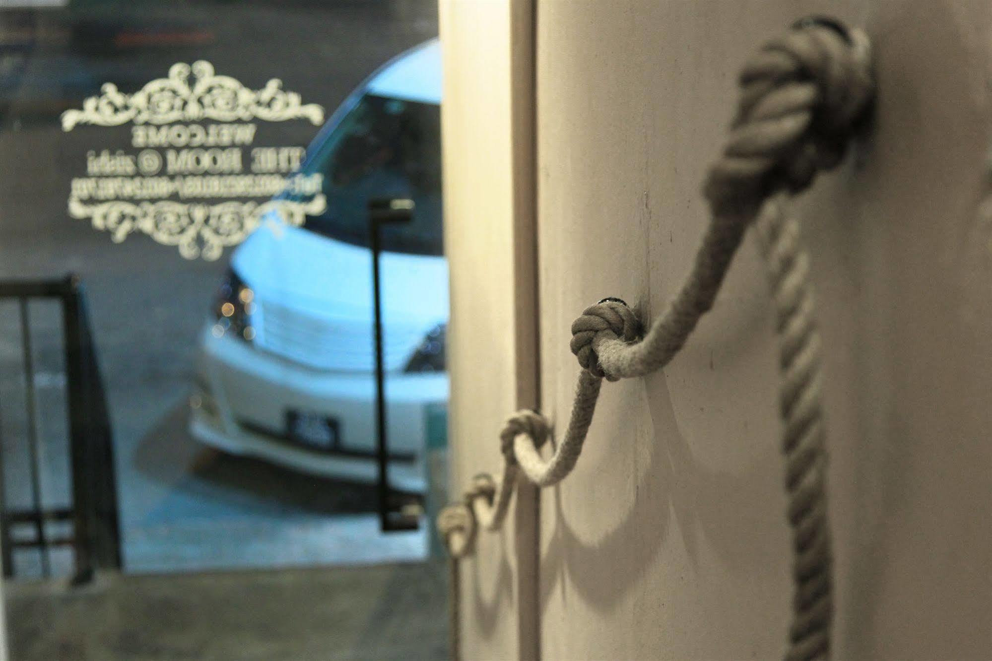 The Room @ Zishi Kota Bharu Exterior photo